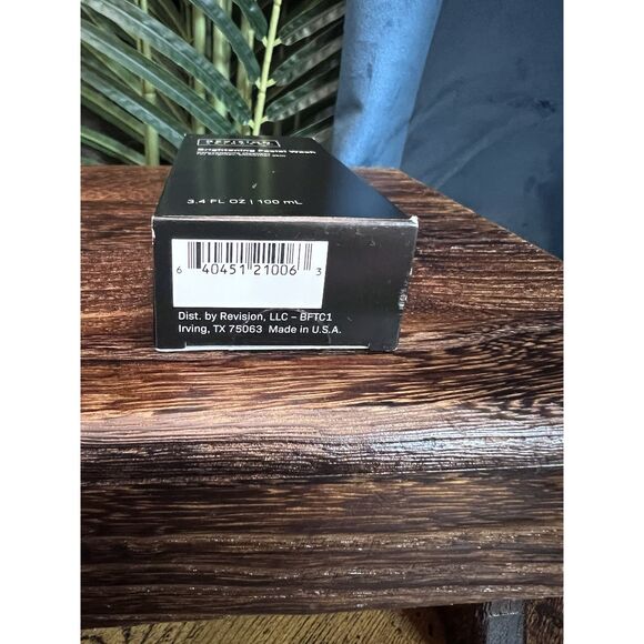 Revision Brightening Facial Wash 3.4 oz. New and Unopened in Box! - Picture 8 of 8